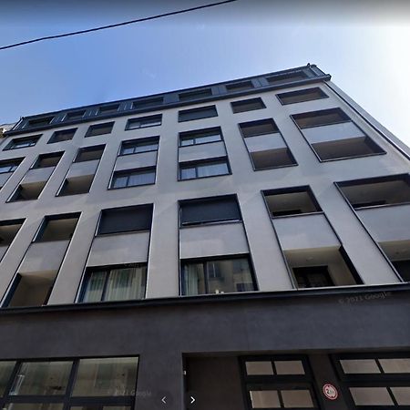 Bpr Space Grey Home With Balcony Budapest Bagian luar foto